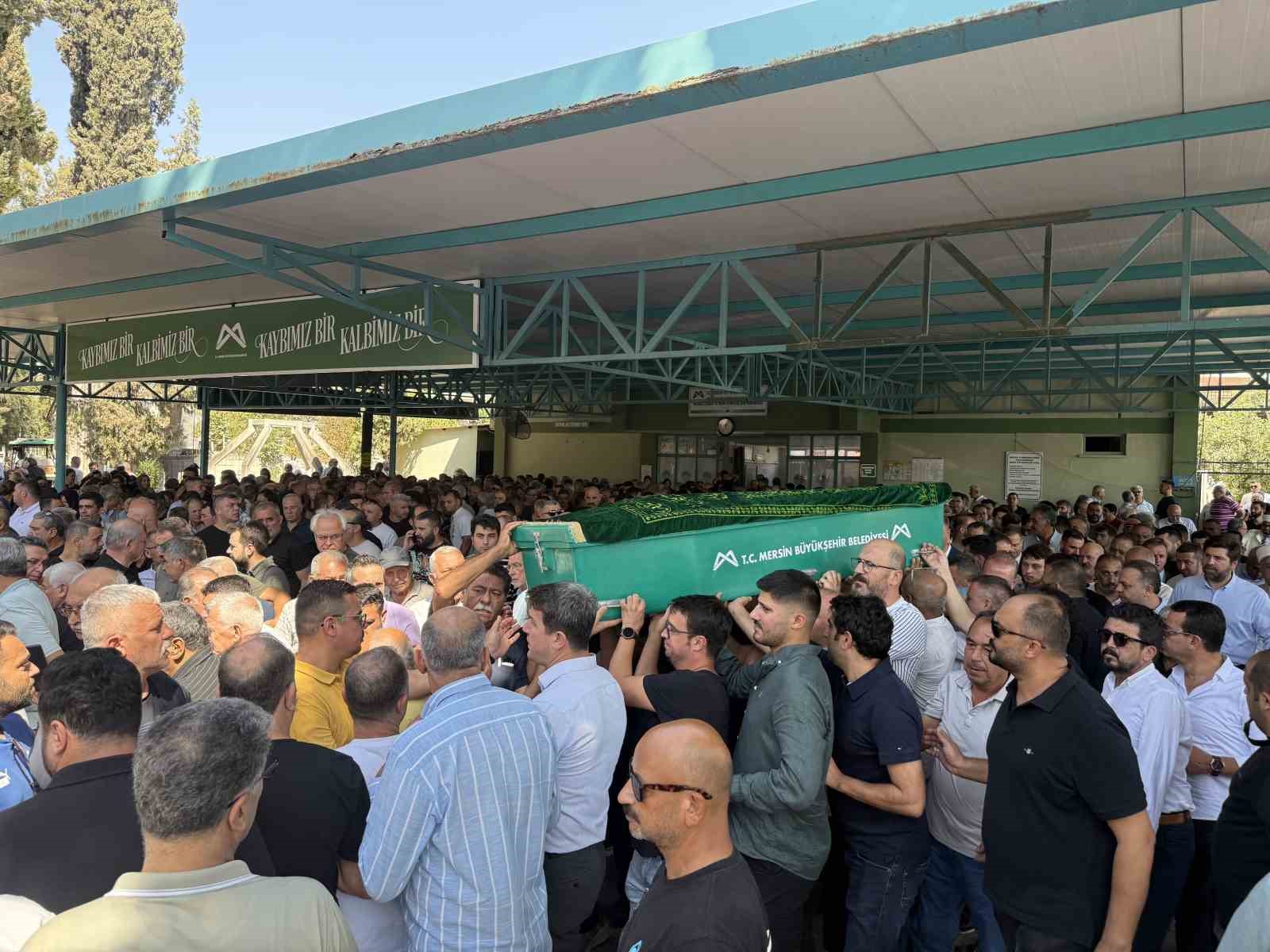 Genç yaşta beyin tümörüne yenildi