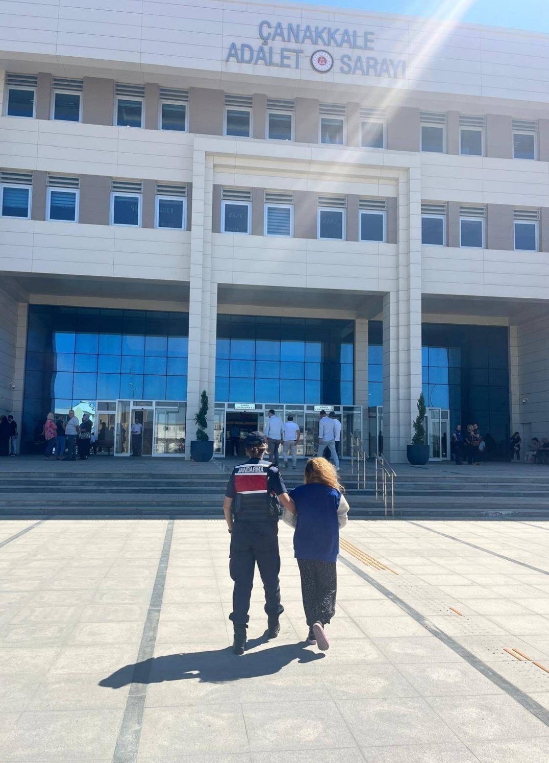 &Ccedil;anakkale&rsquo;de 29 ş&uuml;pheli farklı su&ccedil;lardan yakalandı
