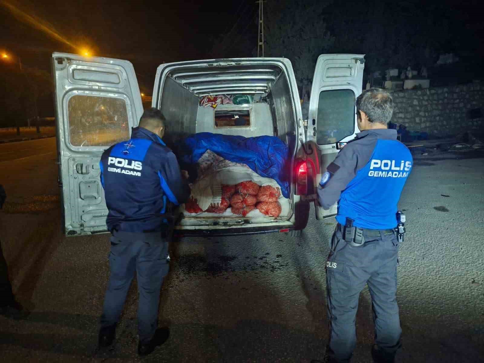 Samsun’da 5 ton kaçak midye ele geçirildi