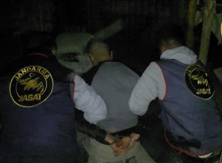 Muş’ta 19 yıl ve 5 yıl hapis cezası bulunan 2 hükümlü JASAT ekiplerince yakalandı