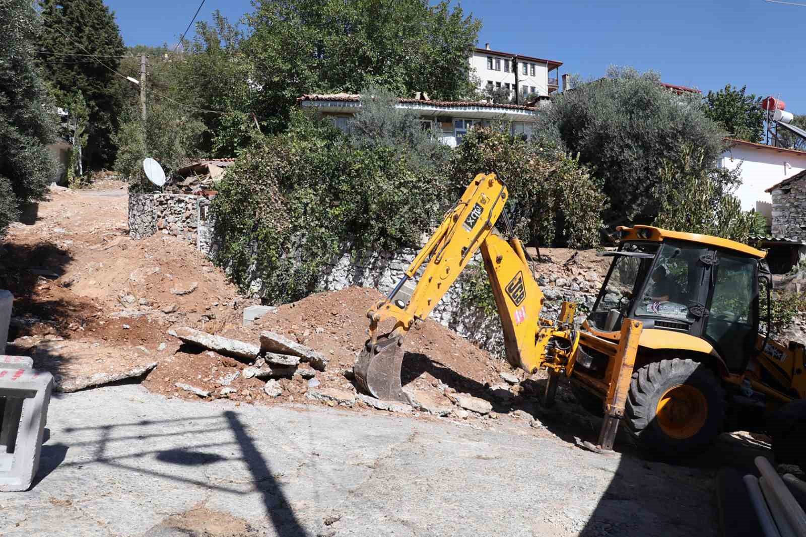 Karamehmet Mahallesi’nde altyapı sorunu çözülüyor