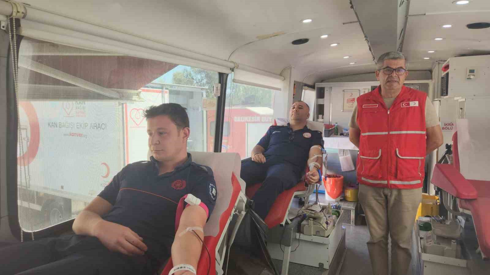 İtfaiye Haftasında, itfaiyecilerden kan bağışı duyarlılığı