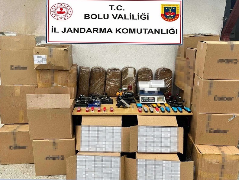 Bolu&rsquo;da ka&ccedil;ak t&uuml;t&uuml;n operasyonu
