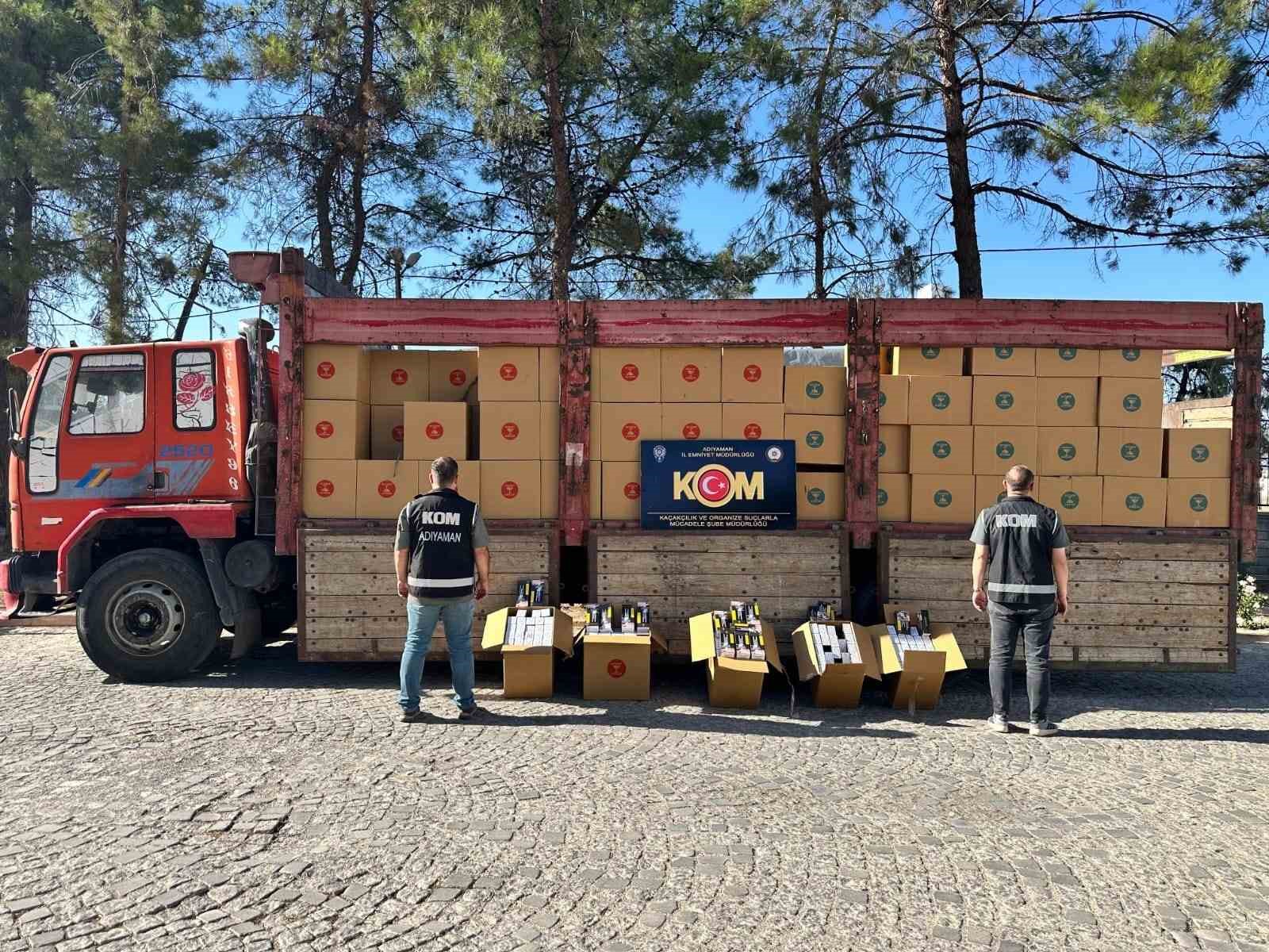 Adıyaman’da 3 milyon kaçak makaron ele geçirildi