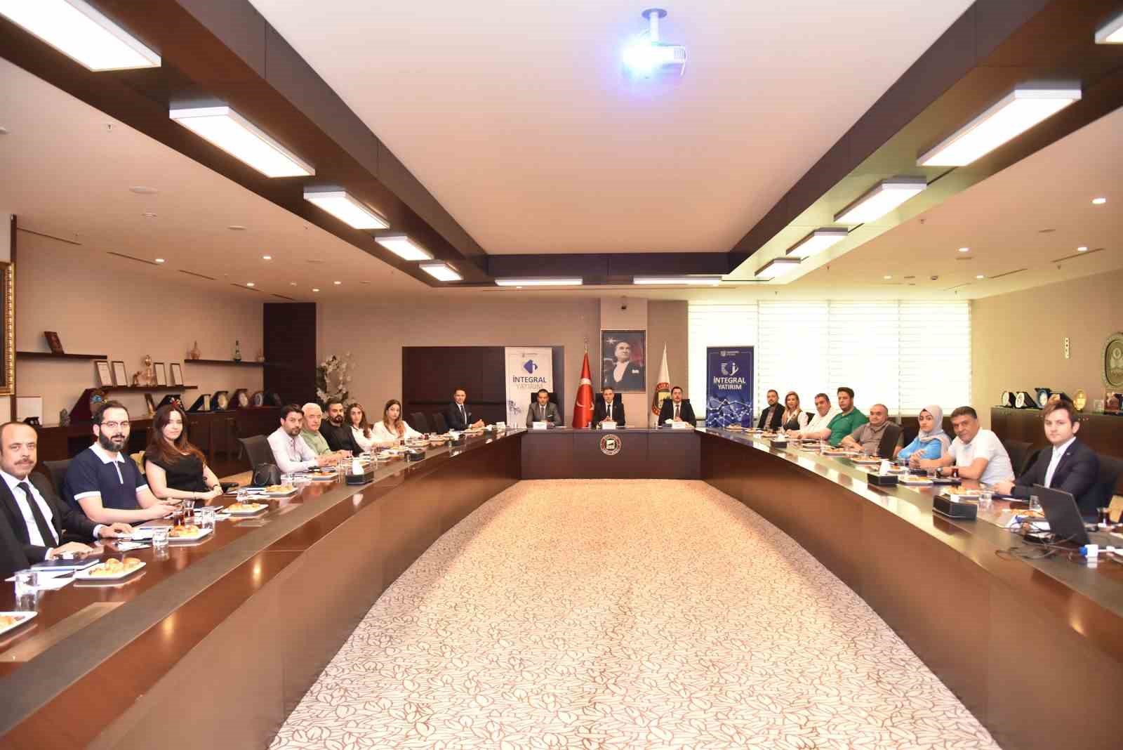 Sanayiciler için halka arz ve alternatif finansman kapıları GSO’da anlatıldı