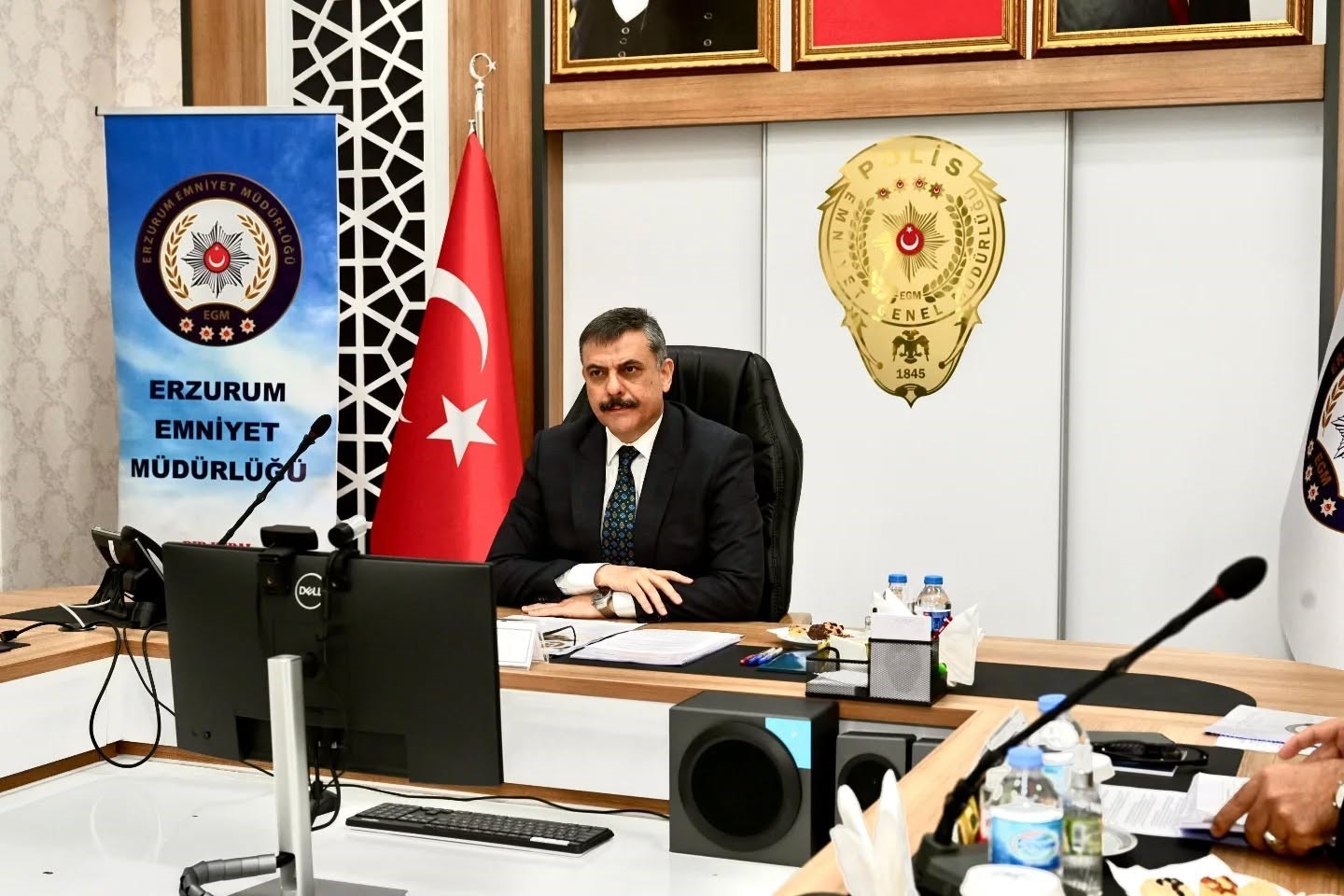 Trafik güvenliği strateji il yürütme kurulu toplantısı Vali Çiftçi başkanlığında yapıldı