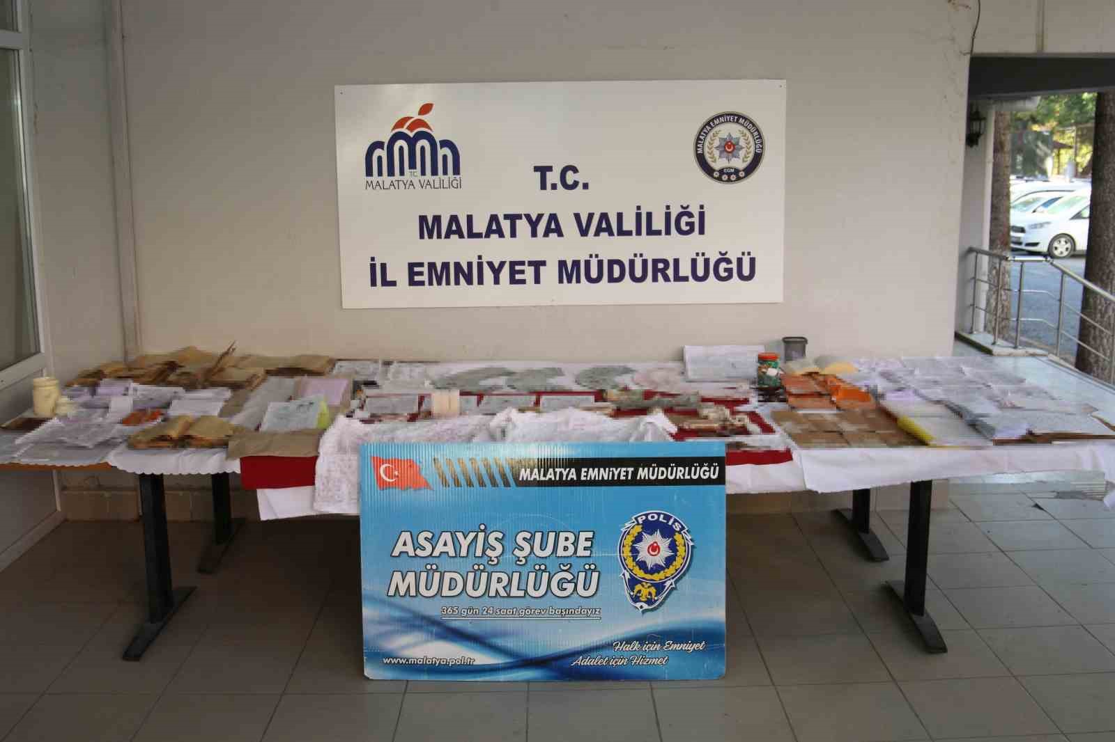 Malatya’da "muska ve büyü" yöntemiyle 27 kişiyi dolandıran 7 şüpheli yakalandı