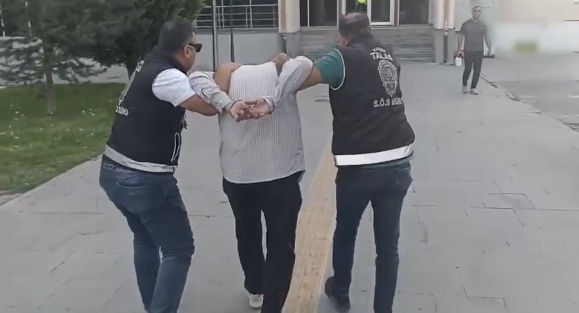 Kayseri’de 31 yıl kesinleşmiş hapis cezasıyla aranan şahıs yakalandı