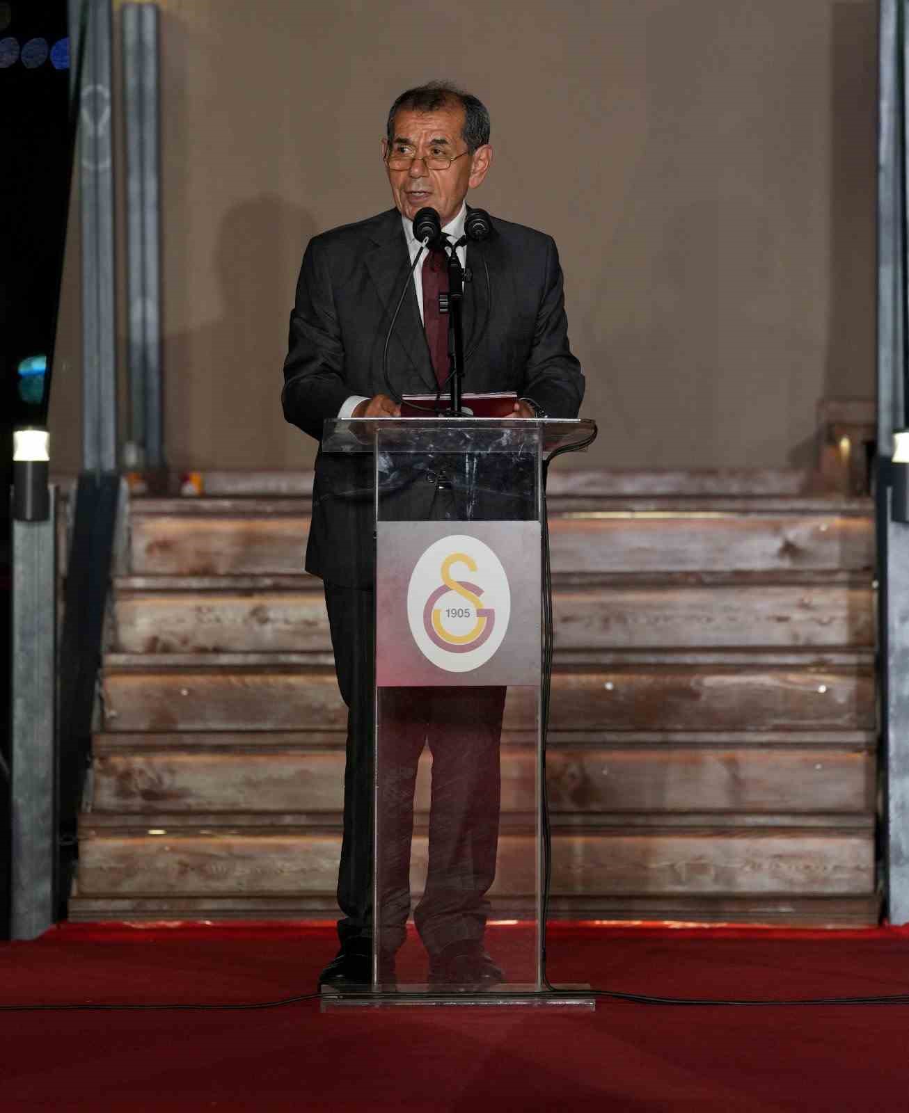 Galatasaray Adası’nda forma lansmanı gecesi
