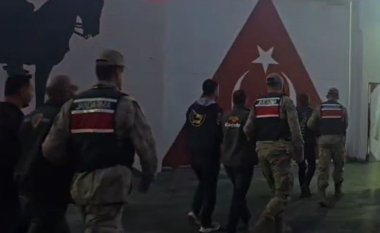 Ardahan&rsquo;da 20 milyon liralık nitelikli dolandırıcılık operasyonu
