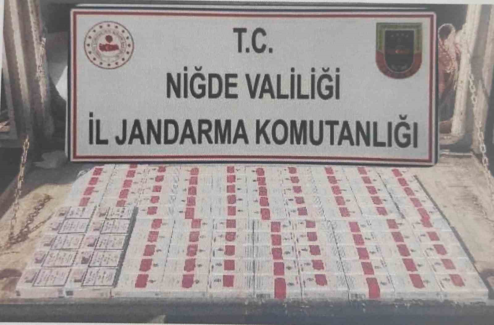 Niğde’de yol kontrolünde 370 paket kaçak sigara ele geçirildi