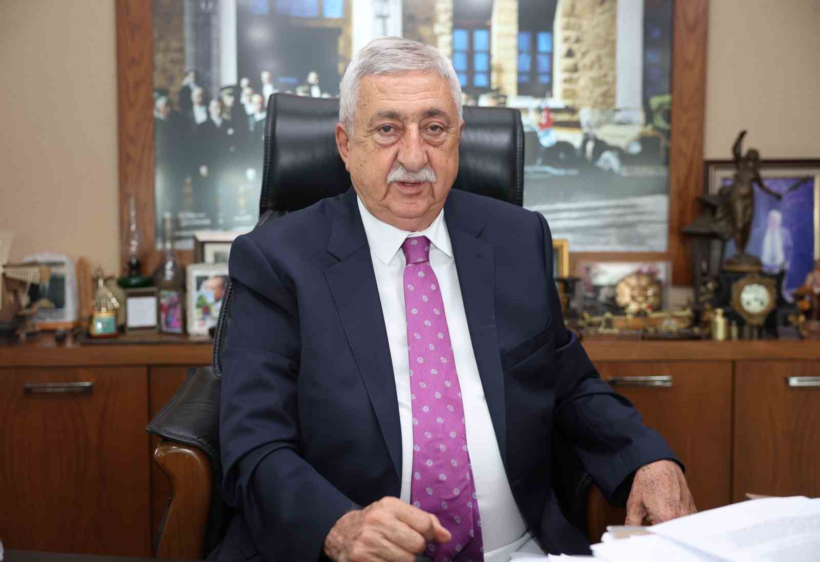 TESK Başkanı Palandöken: "Dilimizin yozlaşmaması için Türkçe tabela kullanalım"