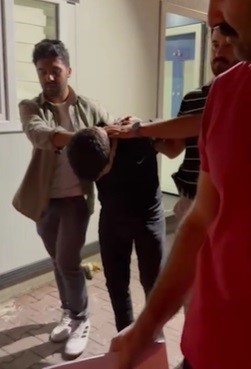 Çaldığı bisikletle kablo çalan zanlı kamerada
