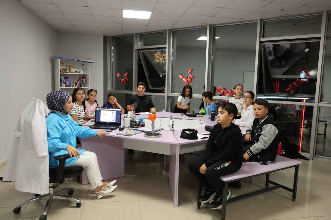 Kartepe Genç Akademi’de eğitimler başladı
