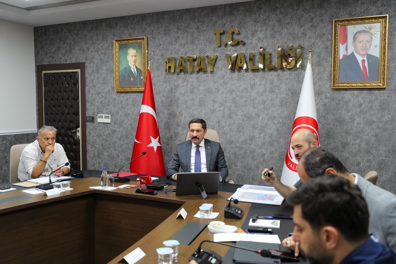 Hatay&rsquo;da ihya ve inşa s&uuml;recinde y&uuml;r&uuml;t&uuml;len &ccedil;alışmalar değerlendirildi
