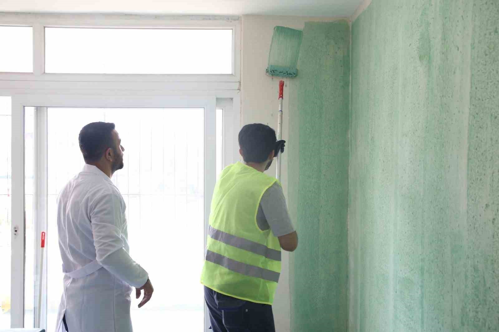 Hatay B&uuml;y&uuml;kşehir Belediyesi, geleceğin boyacılarını yetiştiriyor
