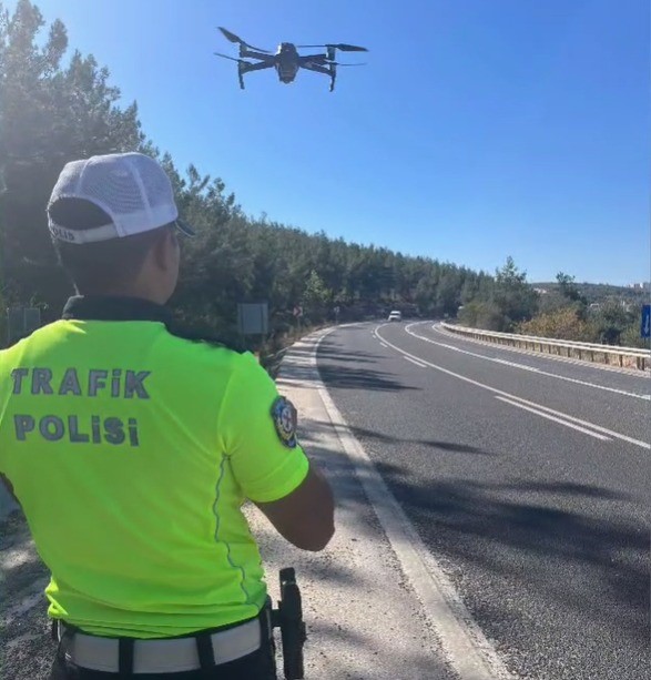 Kırmızı ışık ihlaline hava denetimi
