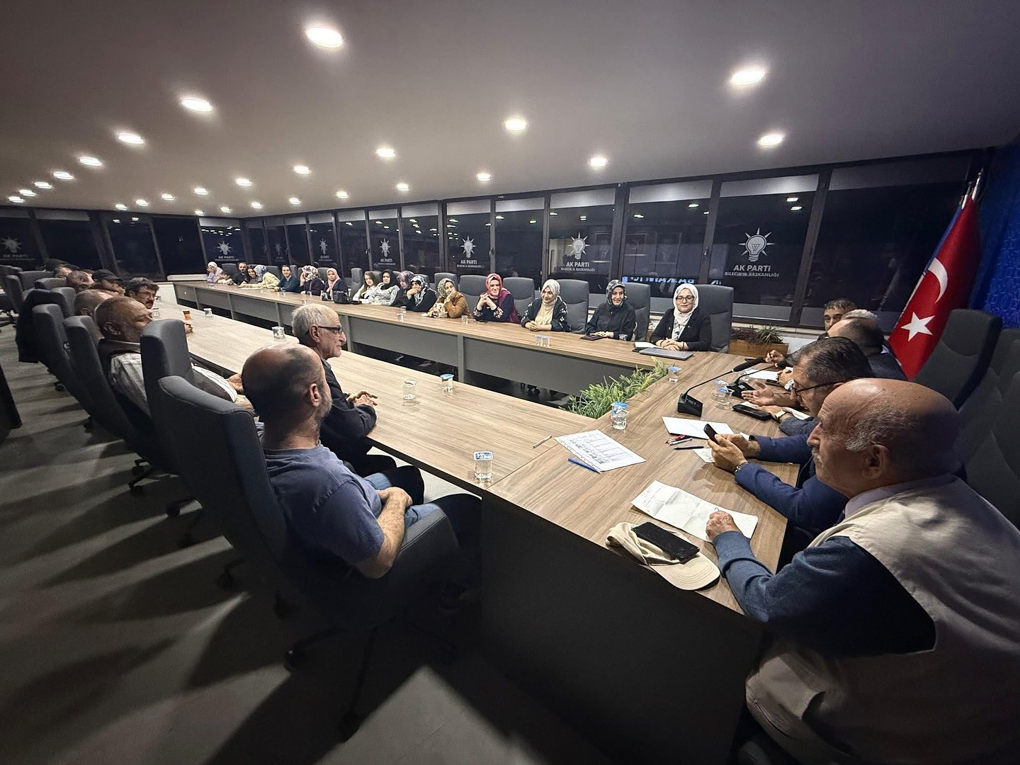 AK Parti Bilecik&rsquo;te olağan y&ouml;netim kurulu toplantısı ger&ccedil;ekleştirildi
