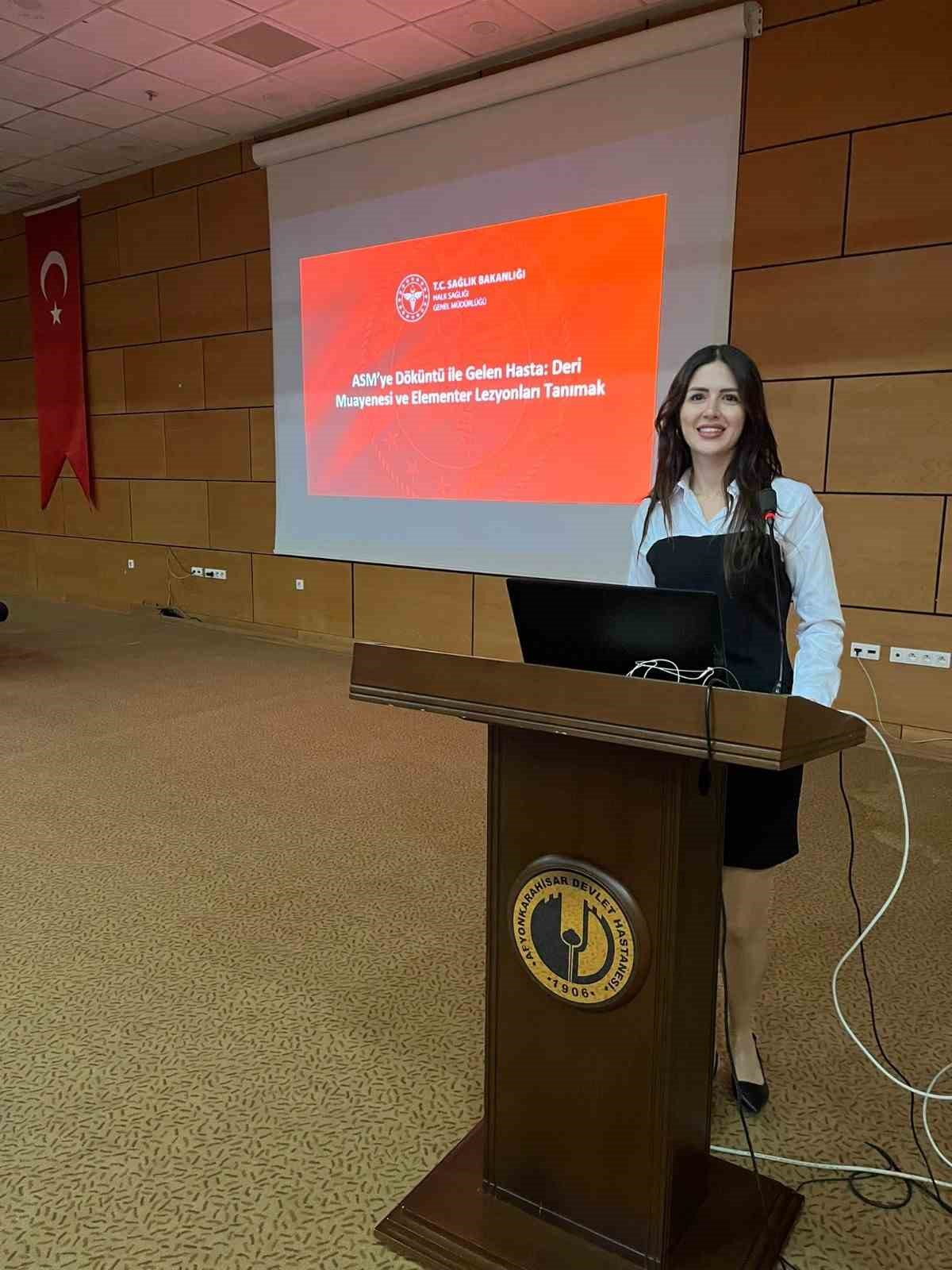 Aile hekimlerine y&ouml;nelik eğitim
