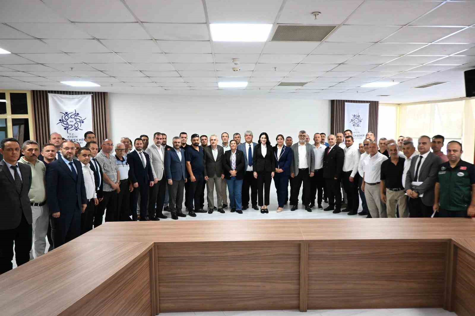 Başkan Çerçioğlu, İncirliovalı muhtarlar ile bir araya geldi