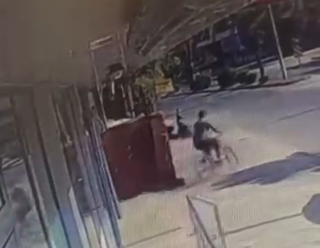 Alışverişe gitti bisikleti çalındı