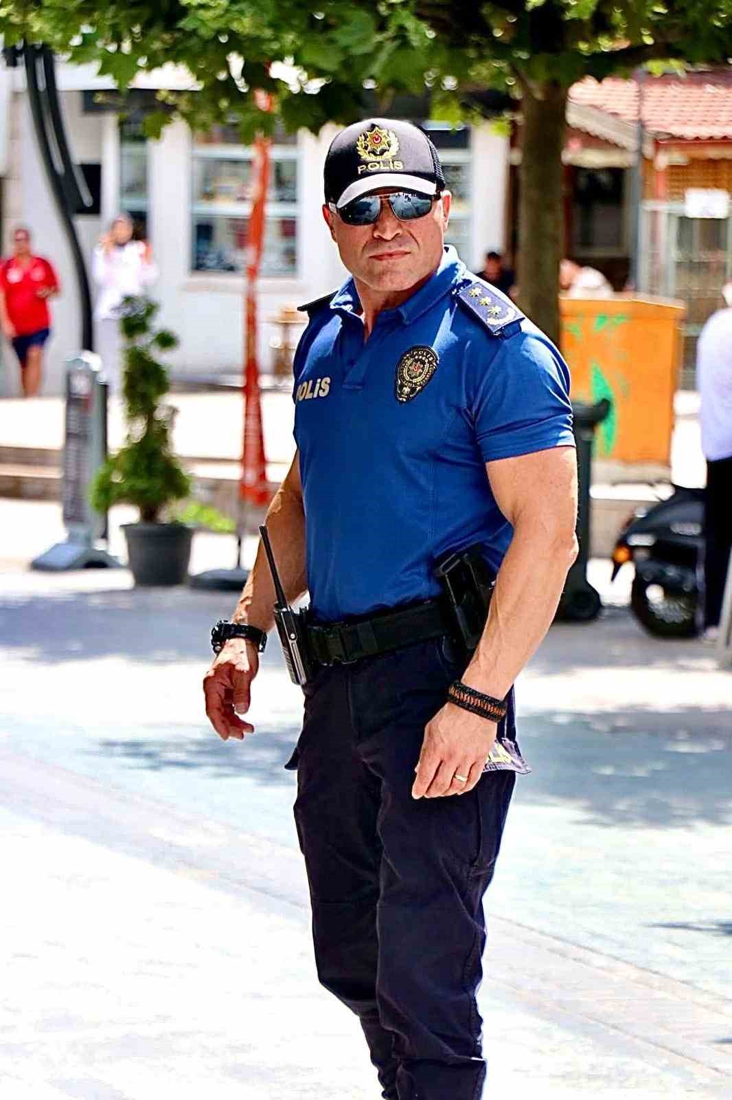 Bolu İl Emniyet Müdür Yardımcısı Türker Uygur, Türkiye Şampiyonu oldu