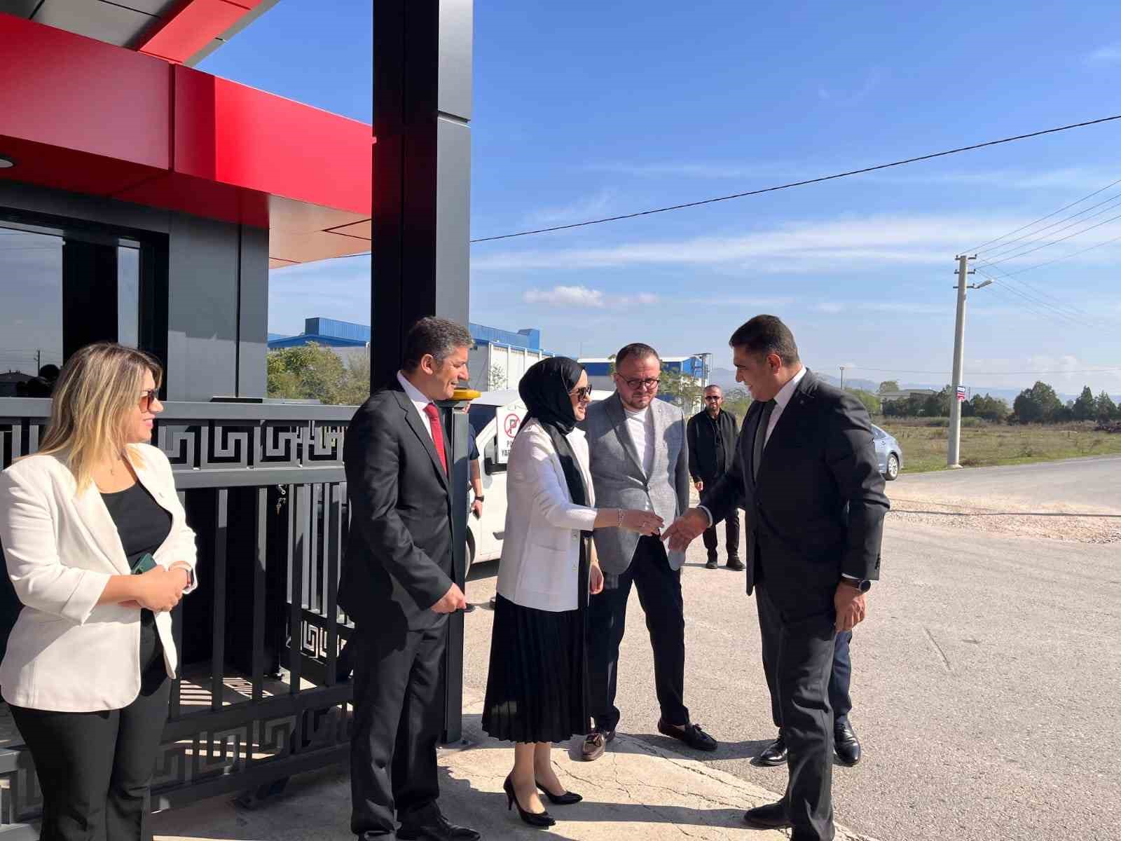 Vali Aslan Bah&ccedil;eşehir Kolejinde
