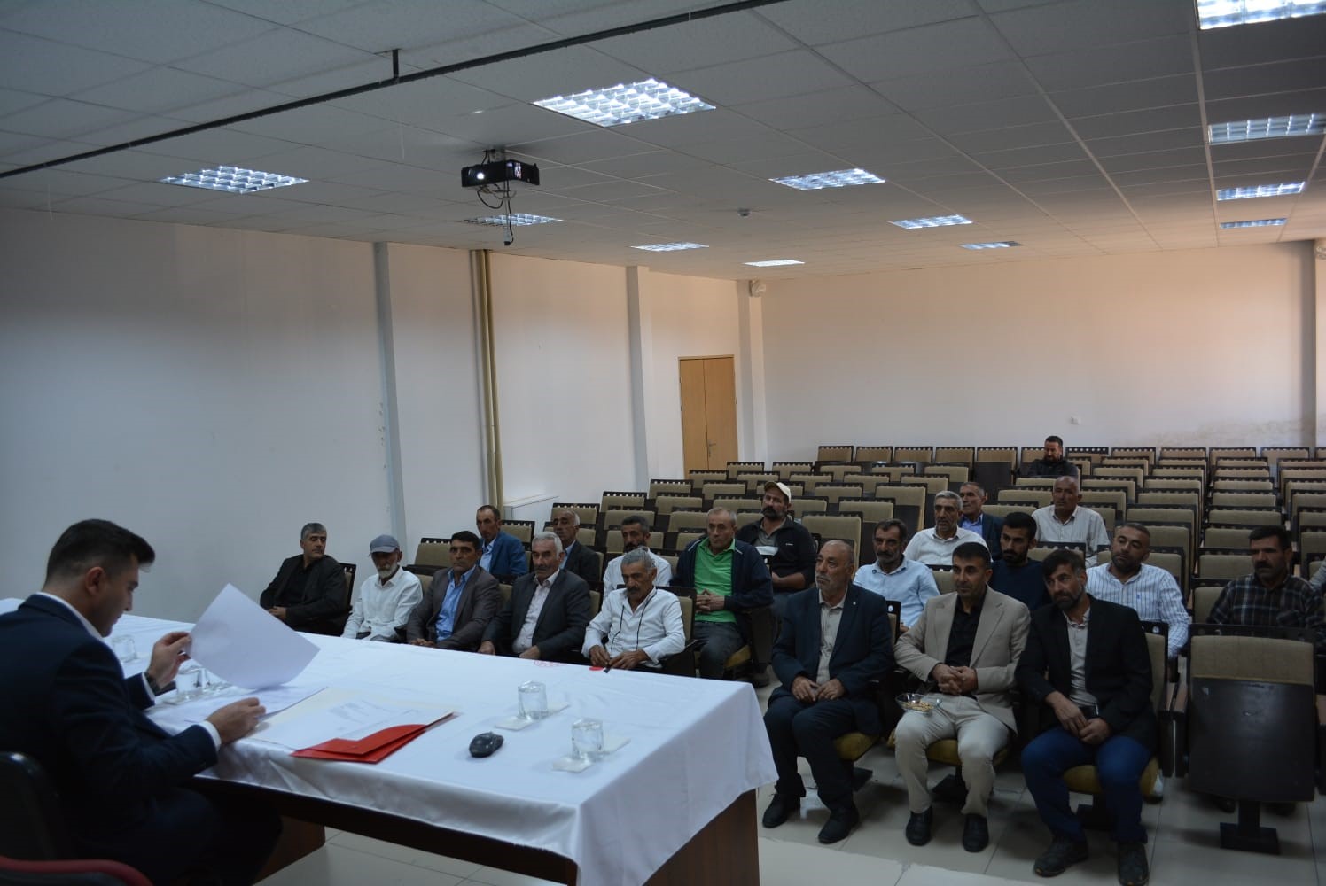 Adaklı’da muhtarlar toplantısı gerçekleştirildi