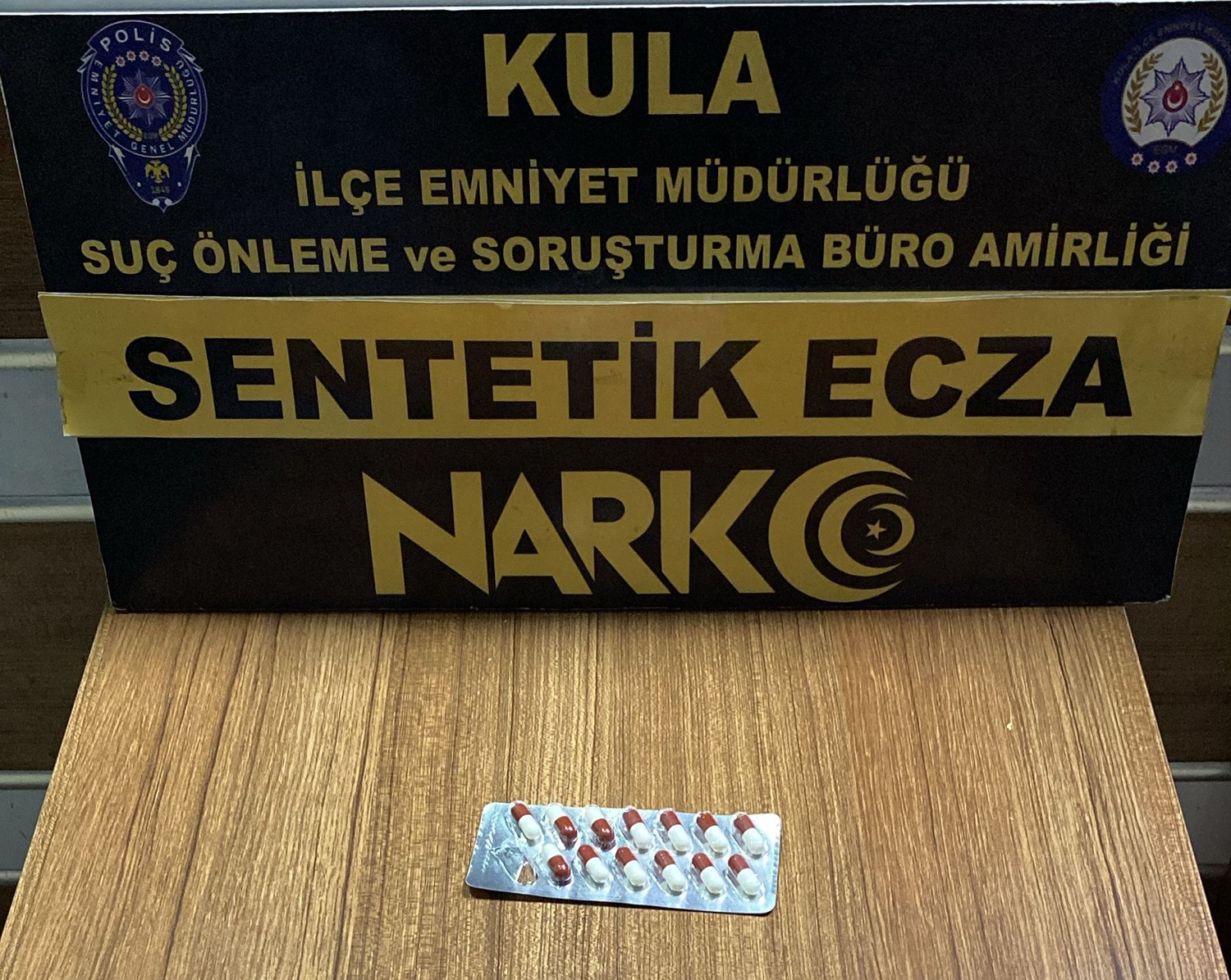 Kula&rsquo;da 19 şahıs yakalandı
