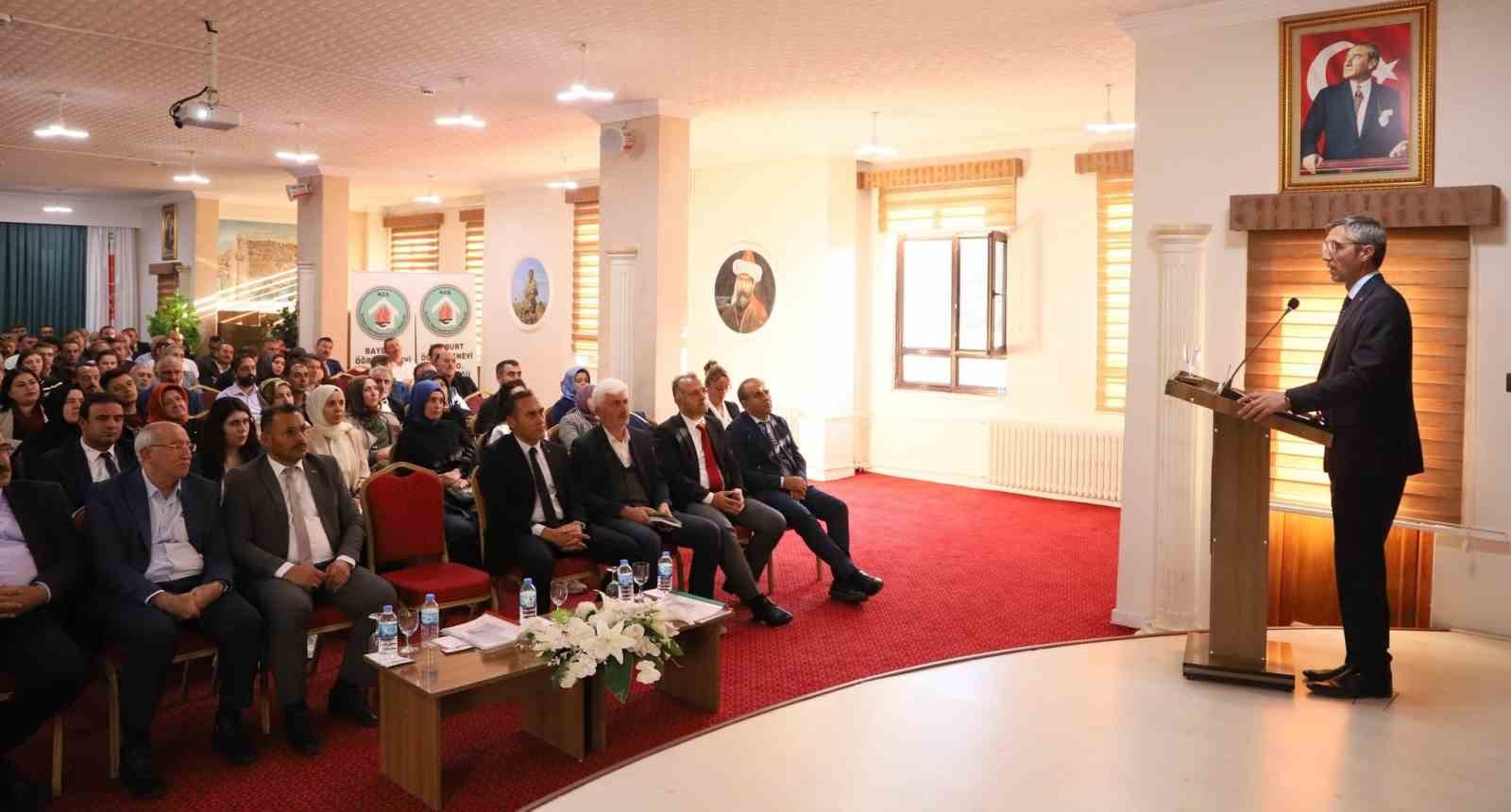 Bayburt&rsquo;ta 2025-2026 eğitim &ouml;ğretim yılı proje tanıtım toplantısı yapıldı
