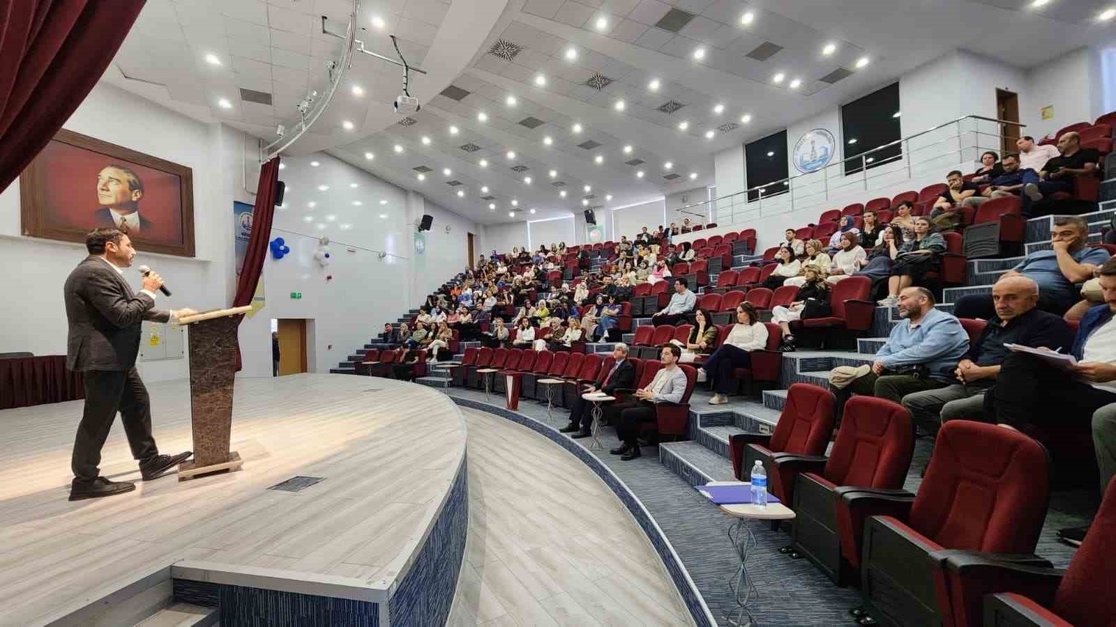 Kütahya’da sene başı rehber öğretmenler toplantısı düzenlendi