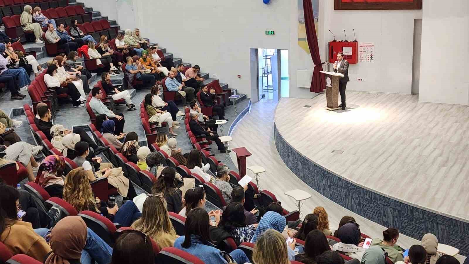 K&uuml;tahya&rsquo;da sene başı rehber &ouml;ğretmenler toplantısı d&uuml;zenlendi
