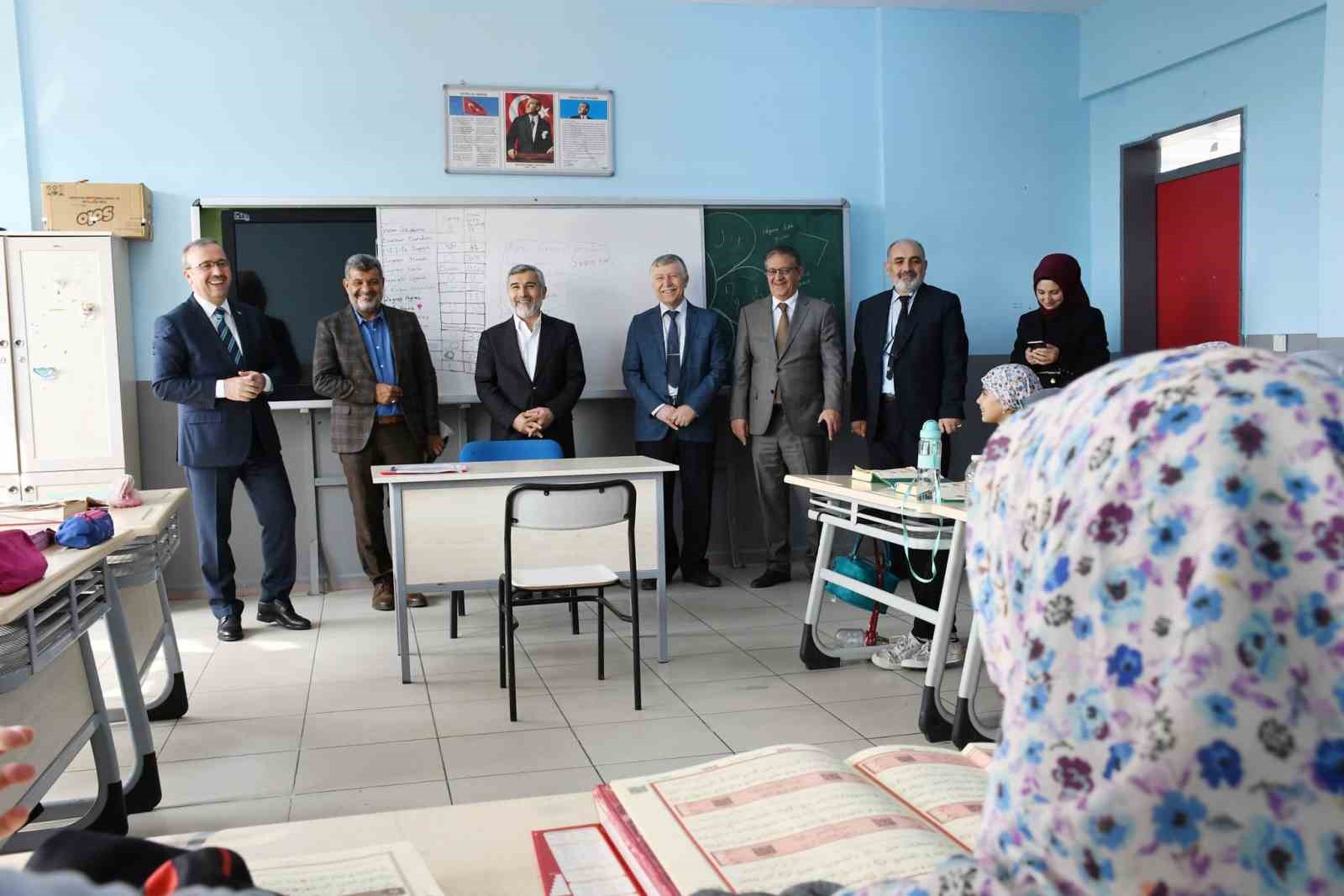 Eskişehir Kız Anadolu İmam Hatip Lisesi’ne ziyaret