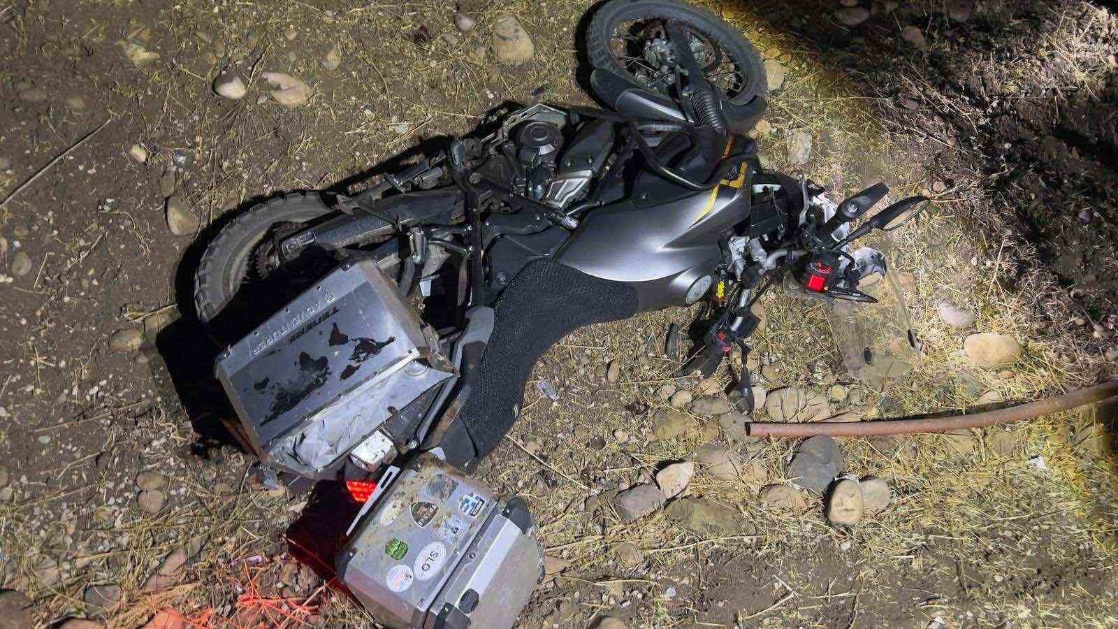 Gaziantep’te motosiklet ineğe çarptı: Sürücü hayatını kaybetti, inek telef oldu