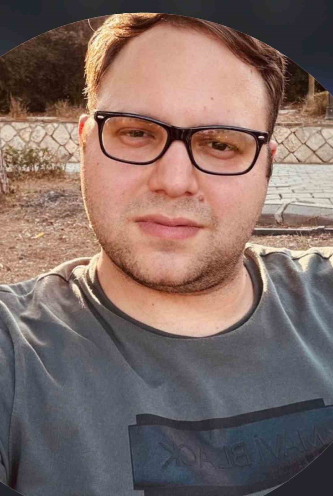 G&ouml;rev &ccedil;ıkışı kazada &ouml;len memurlar i&ccedil;in cezaevinde t&ouml;ren d&uuml;zenlendi
