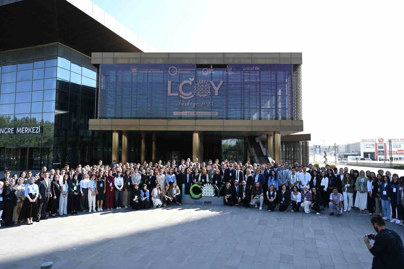 İklim el&ccedil;ilerinin katıldığı "LCOY2025" Konya B&uuml;y&uuml;kşehir&rsquo;in ev sahipliğinde başladı
