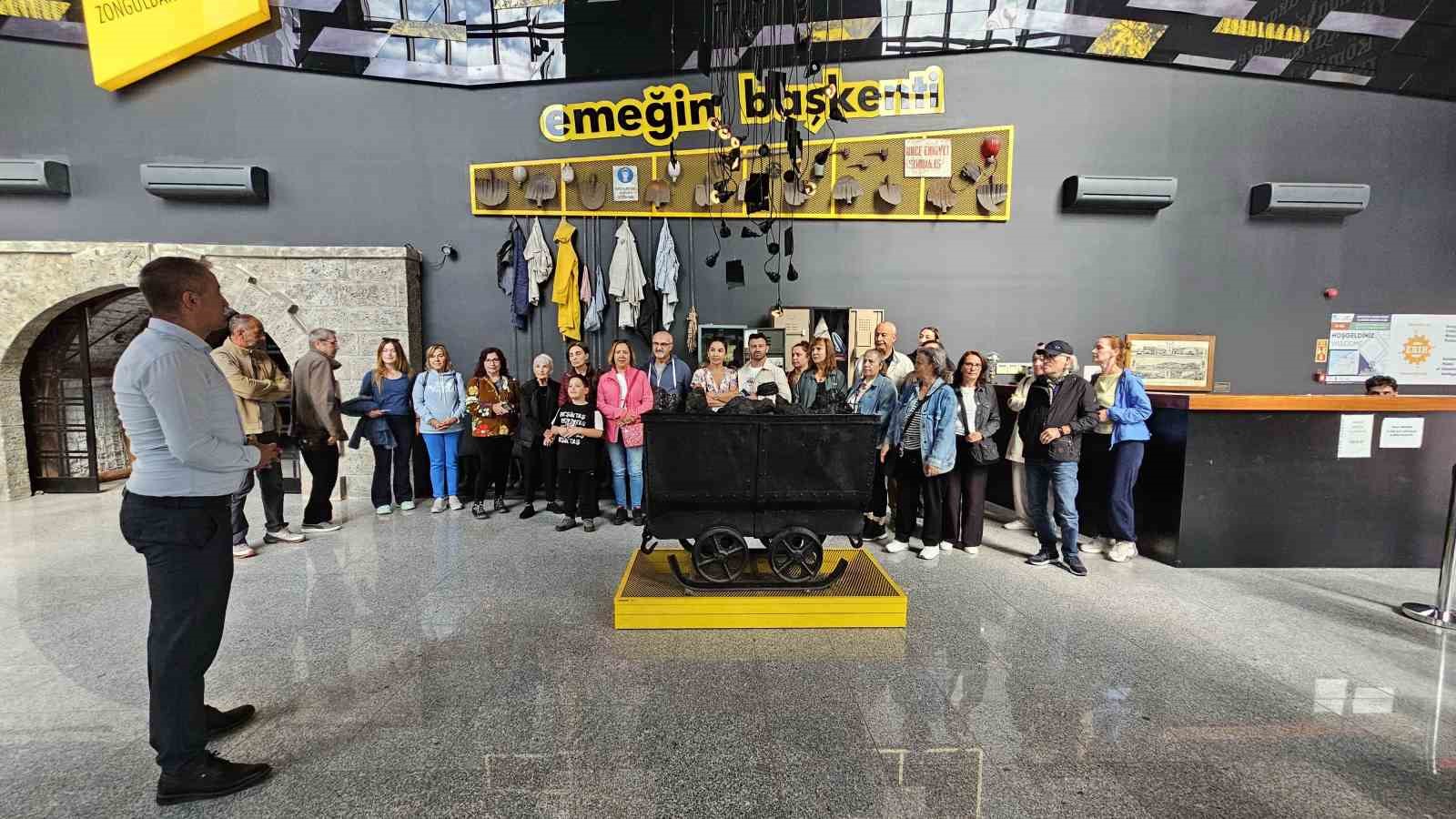 Turistik Karaelmas Ekspresi Zonguldak’a ulaştı