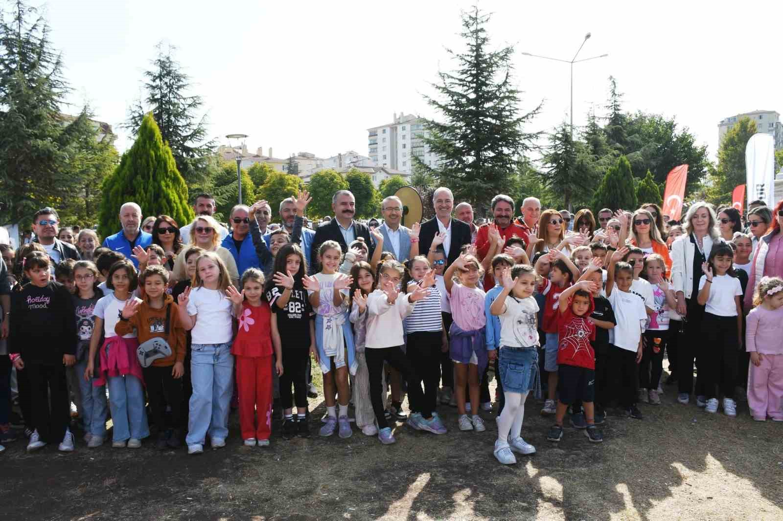 ’Bilge Aileden Bilinçli Topluma Projesi’ çerçevesinde spor şenliği yapıldı