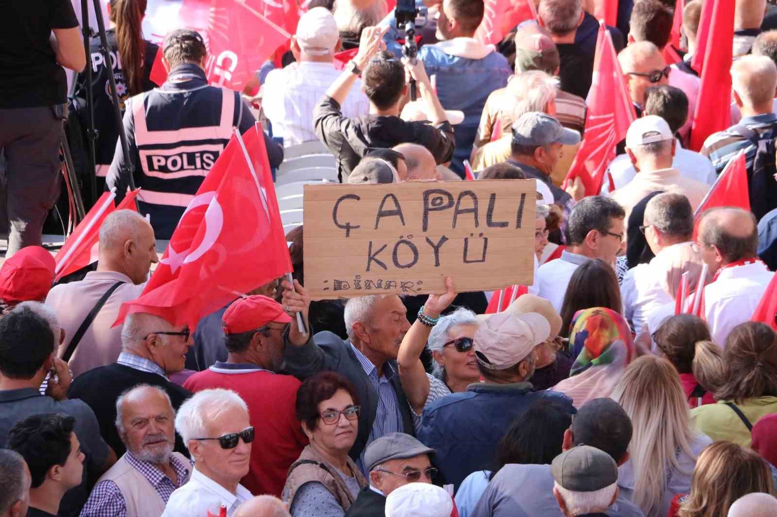 &Ouml;zel: "İtiraf&ccedil;ının arkasında bozuk tohumun babası Melih G&ouml;k&ccedil;ek var"
