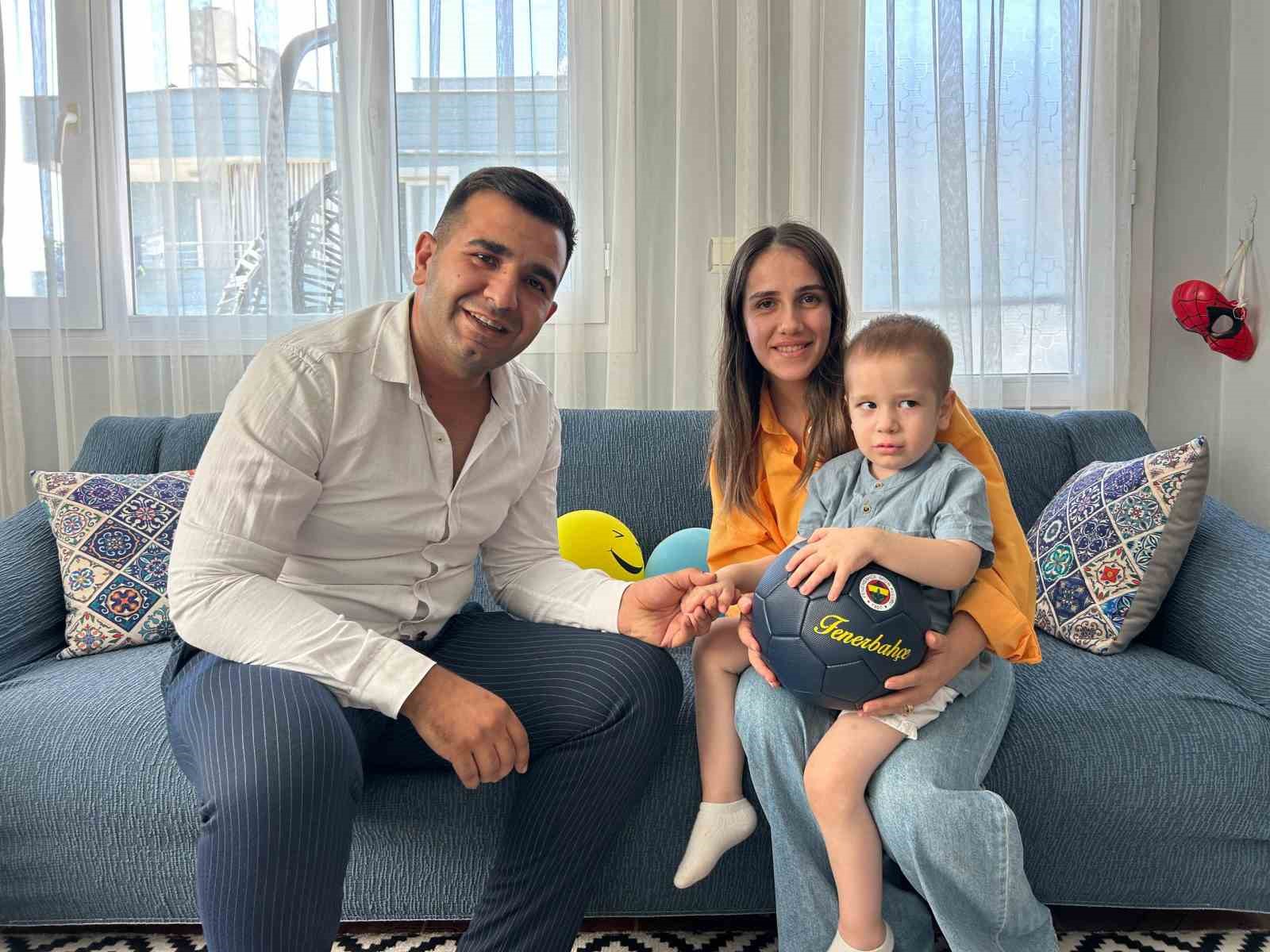 3 buçuk yaşındaki Tamer, anne ve babasının azmiyle kanseri yendi