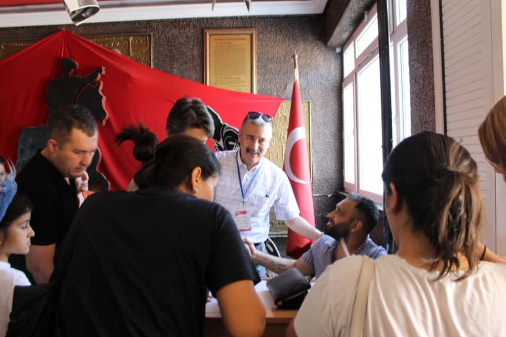 &Ouml;ğrencilerden Efeler&rsquo;deki akademilere yoğun ilgi
