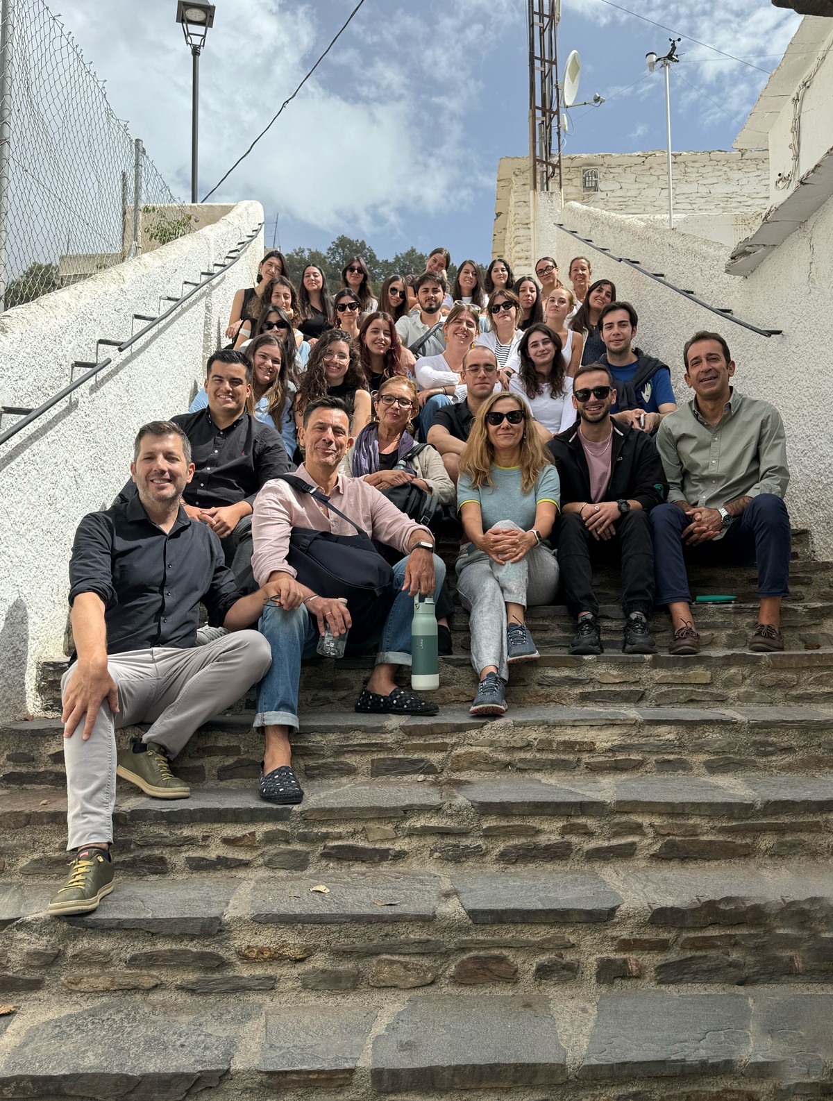 İspanya&rsquo;daki dağ k&ouml;y&uuml; i&ccedil;in tasarım yaptılar
