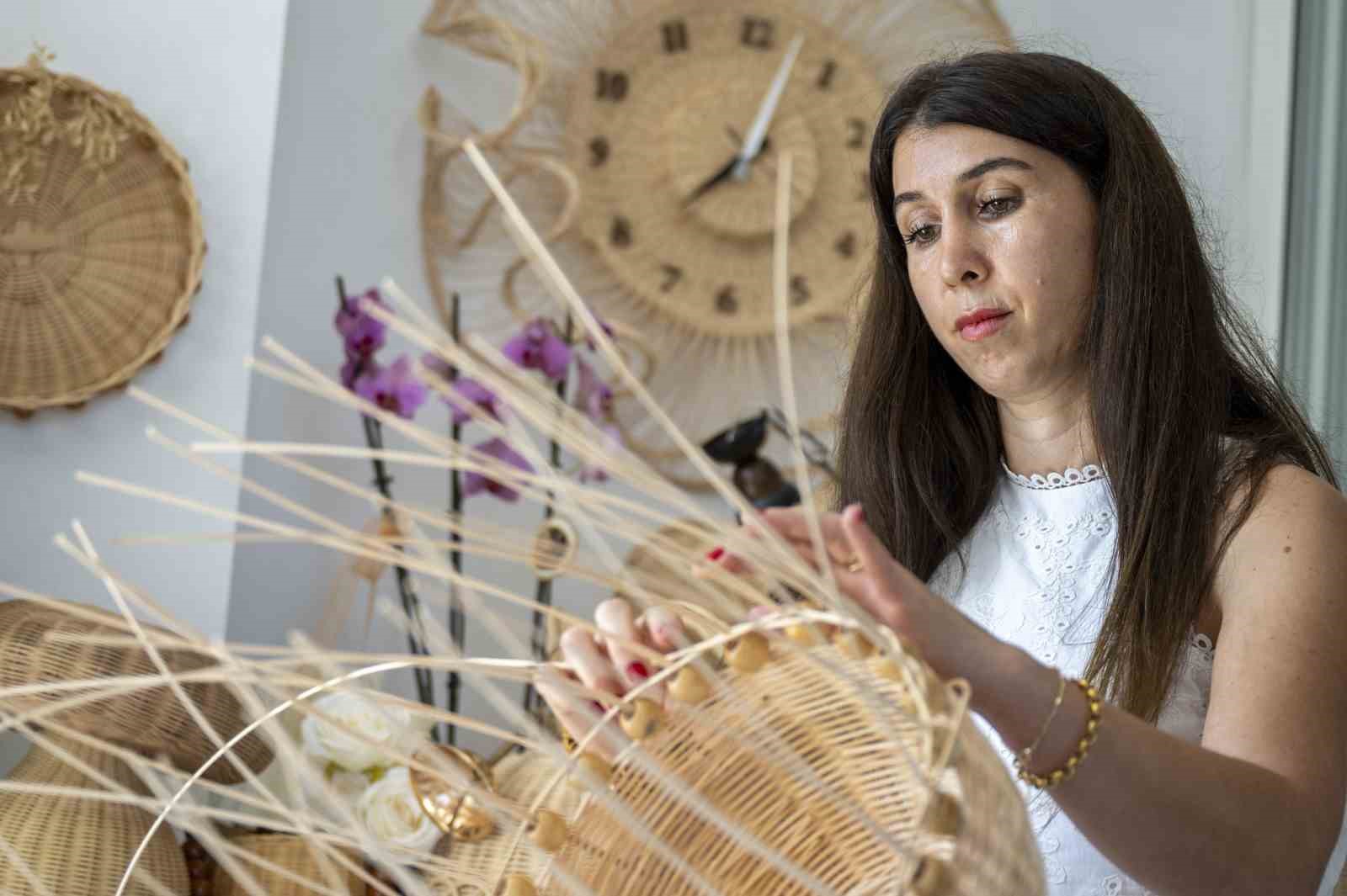 &Uuml;retici Kadın Stantları, hayaller ger&ccedil;eğe d&ouml;n&uuml;şt&uuml;r&uuml;yor
