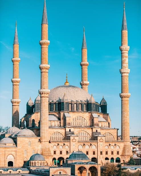 Selimiye Camii&rsquo;nde tepki &ccedil;eken restorasyona yargı freni
