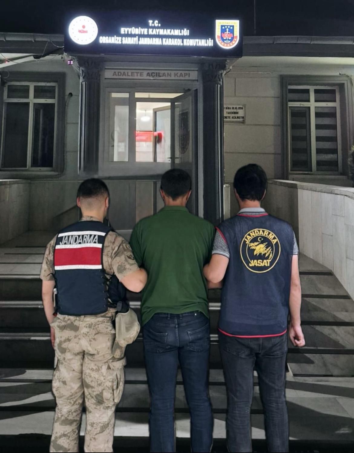 Şanlıurfa’da haklarında kesinleşmiş hapis cezası bulunan 6 kişi yakalandı