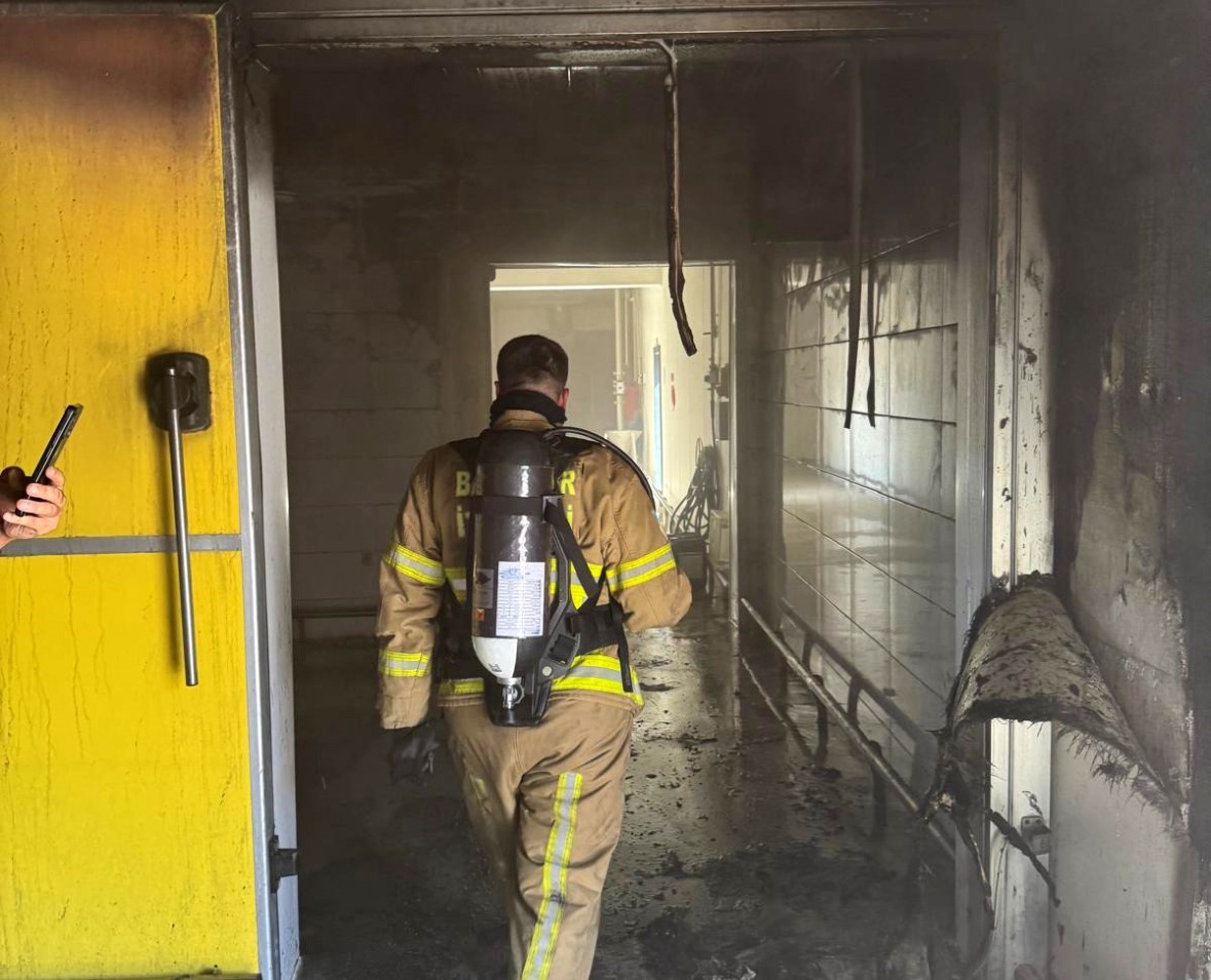 Bandırma-Karacabey yolundaki tesiste çıkan yangın kısa sürede söndürüldü