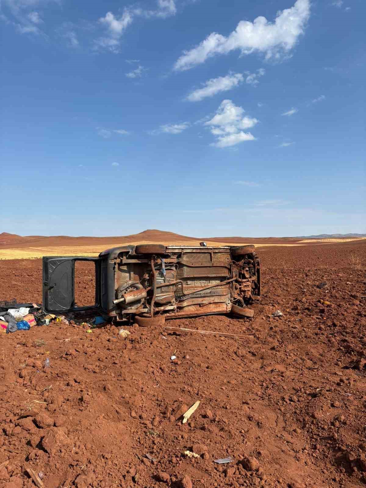 Yozgat’ta hafif ticari araç devrildi, 1 kişi ağır yaralandı