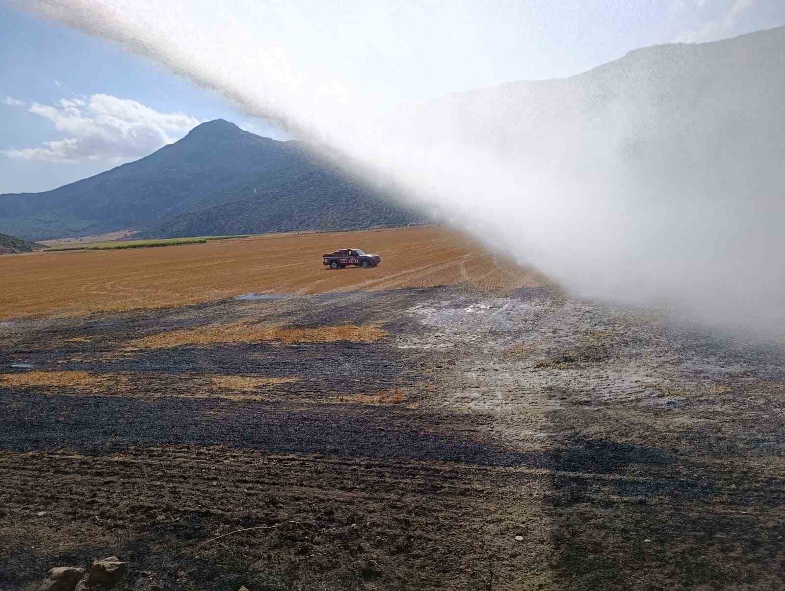 Bucak&rsquo;ta arazi yangını
