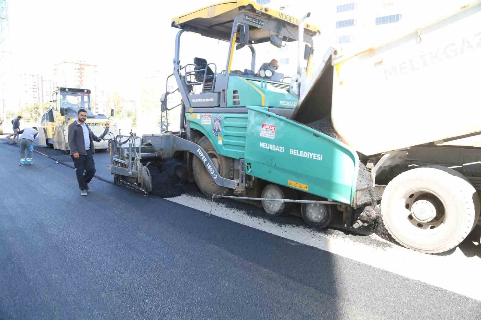 Esentepe mahallesinde asfalt çalışması yapıldı