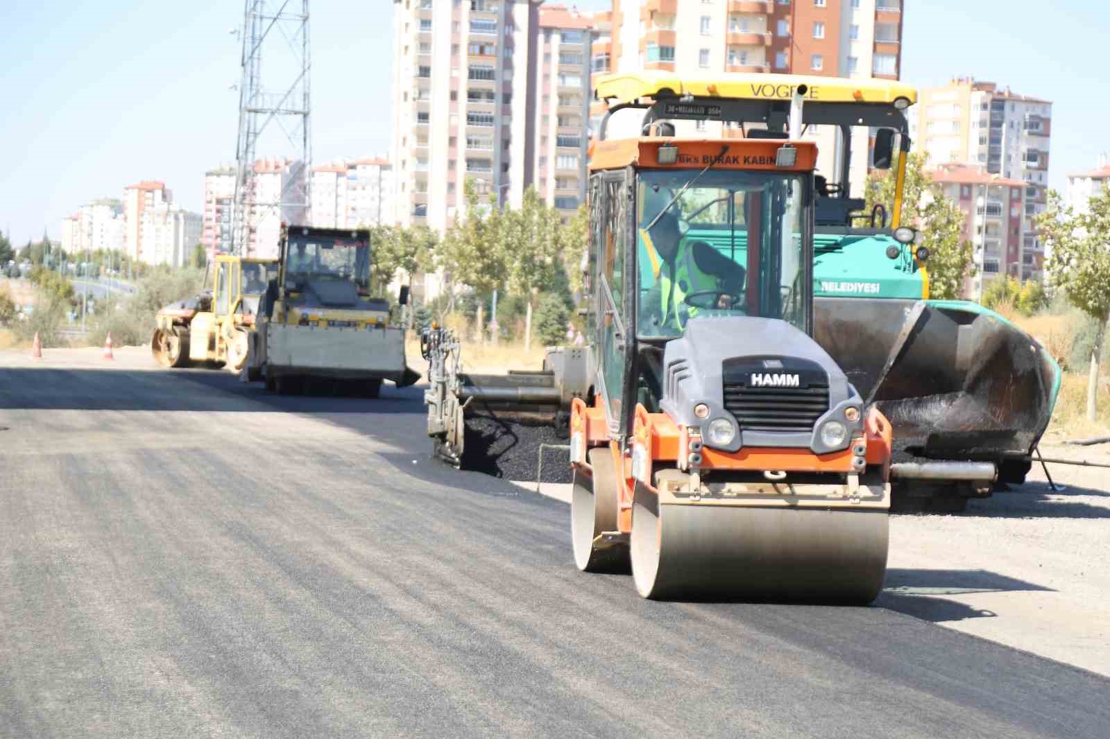 Esentepe mahallesinde asfalt &ccedil;alışması yapıldı
